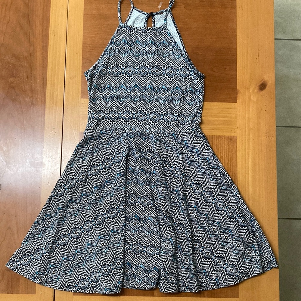 Aeropostale Size XS Black/White/Blue/Pink Geo Printed Dress